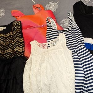 👗7 dresses lot 🌞